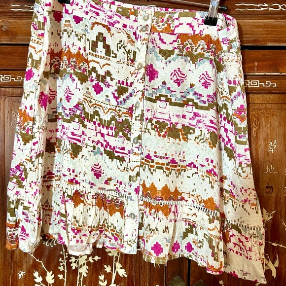 Colorful Patterned Skirt - Picture 3 of 11